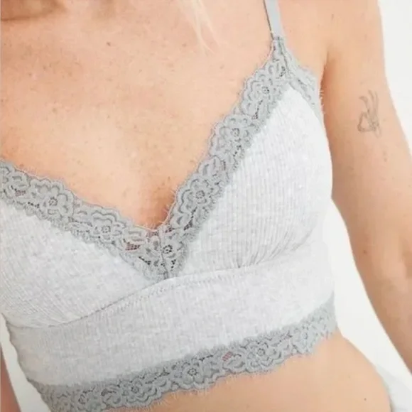 Gray Lace Trim Bralette Bras - Picture 3 of 4